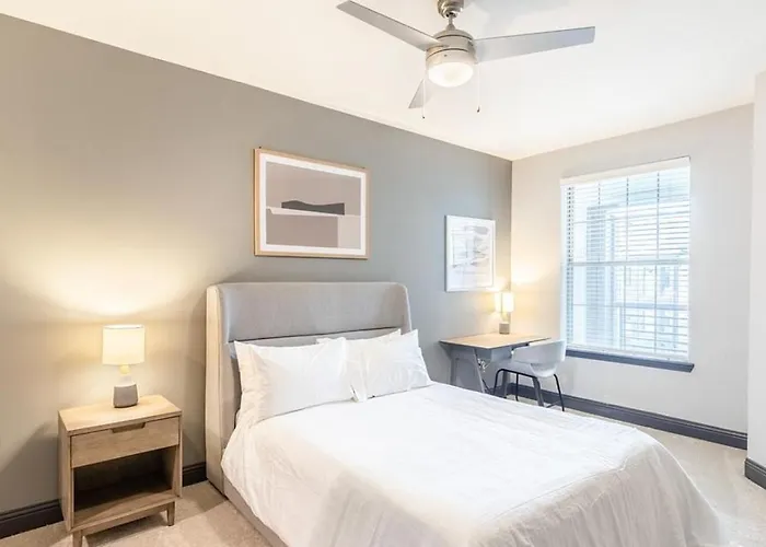 Landing Modern With Amazing Amenities * Fort Worth